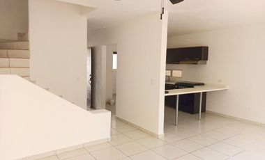 Se Vende Casa en Cancun Jardines del Sur 1 Seguridad 24/7 Terreno Excedente
