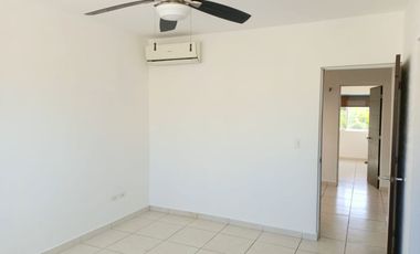 Se Vende Casa en Cancun Jardines del Sur 1 Seguridad 24/7 Terreno Excedente
