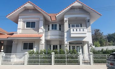 Two storey house with private swimming pool near SIBS and Lanna International School.