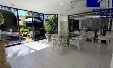 V403 Villa en Venta, 3 recámaras aun costado Hotel Ixtapa Palace