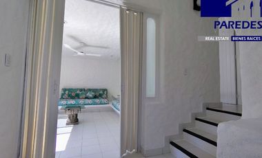 V403 Villa en Venta, 3 recámaras aun costado Hotel Ixtapa Palace