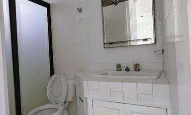 V403 Villa en Venta, 3 recámaras aun costado Hotel Ixtapa Palace