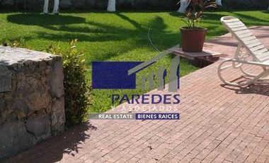 V403 Villa en Venta, 3 recámaras aun costado Hotel Ixtapa Palace