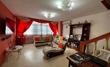 casa de venta en manta zona norte 4 noviembre