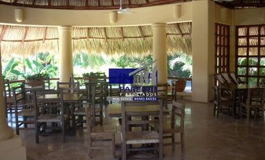 V406 En Venta Villa de 3 recámaras Seccion Morro en Porto Ixtapa