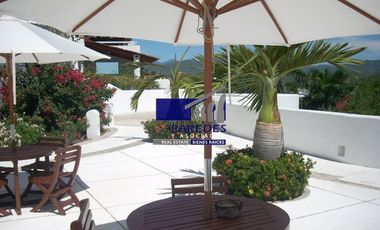 V406 En Venta Villa de 3 recámaras Seccion Morro en Porto Ixtapa