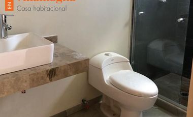 CASA CON 3 NIVELES Y 4 HABITACIONES VILLAMAGNA ID407