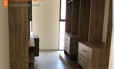 CASA CON 3 NIVELES Y 4 HABITACIONES VILLAMAGNA ID407