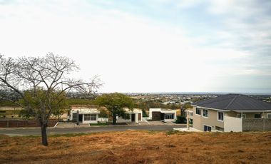 VENTA TERRENO, SECTOR LA TEJEDORA, A 5 MINUTOS DEL AEROPUERTO ELOY ALFARO DE MANTA, TRAMO 3 VÍA CIRCUNVALACIÓN