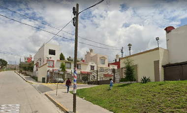 CASA EN VILLA DEL REY, HUEHUETOCA CASA EN REMATE! -FQ