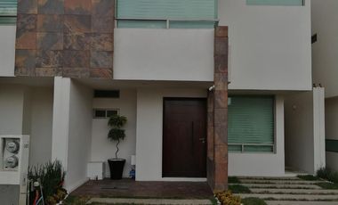 🛑CASA EN VENTA POR EL BOULEVARD LAS TORRES, PACHUCA🛑 🏘💎Espectacular Casa en Alvento Hábitat Residencial, Pachuca de Soto💎🏘