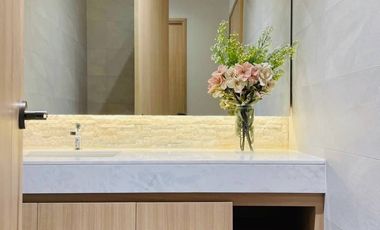 Modern style house for sale With swimming pool, San Kamphaeng, Chiang Mai