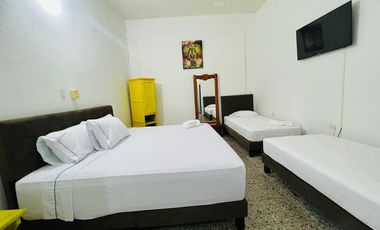 VENDO CASA HOTEL EN L  EN GIRARDOT  800 MTRS2 PISCINA+PARQUEADERO