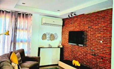 Talisay 2 storey 3-Bedrooms House Furnished inside subd.