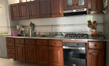 APARTAMENTO. EXCELENTE UBICACION