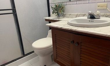 APARTAMENTO. EXCELENTE UBICACION