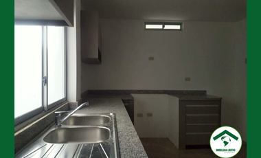 CASA EN VENTA POR ESTRENAR EN URBANIZACIÓN EN ZONA NORTE DE PORTOVIEJO