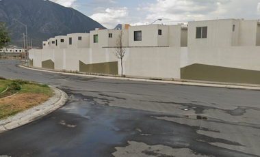 SF-  CASA EN VENTA EN SANTA MARIA