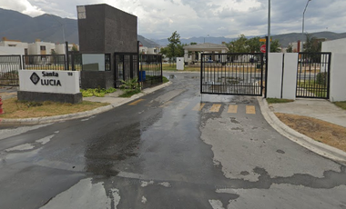 SF-  CASA EN VENTA EN SANTA MARIA