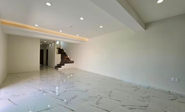 En venta Casa con acabados de Lujo, amplio jardin y hermosa cocina  ubicada en el Fracc.LomasDeLaRioja