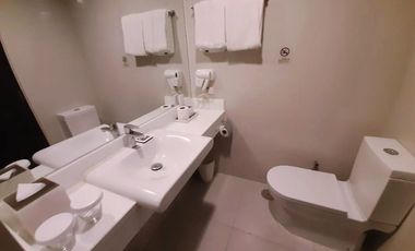 【RUSH SALE!】Studio Condo Unit for Sale in Grand Cenia Residences, Cebu City