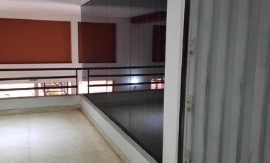 Vendo oficina PAZ SOLDAN
