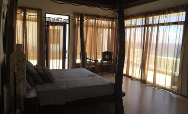 KYU - FOR SALE: 6 Bedroom House in Calatagan, Batangas