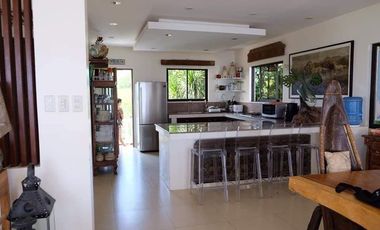 KYU - FOR SALE: 6 Bedroom House in Calatagan, Batangas