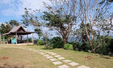 KYU - FOR SALE: 6 Bedroom House in Calatagan, Batangas