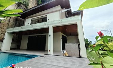 House with Swimming Pool For Sale in Banilad Cebu