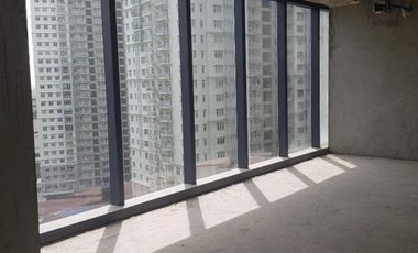 Highstreet South Corporate Plaza Tower Taguig | Office Space for Rent