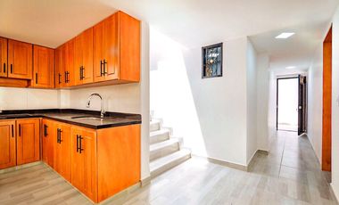 CASA FINCA EN LA VEREDA EL SOCORRO MARINILLA