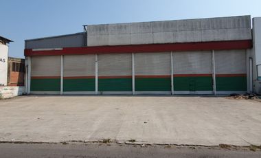 Bodega de 1,000 m² con andén de carga/descarga sobre Carr. Veracruz-Xalapa, cerca del aeropuerto