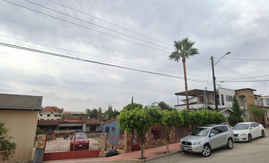 CASA EN El REFUGIO, TECATE, BAJA CALIFORNIA. CASA EN REMATE. -FQA
