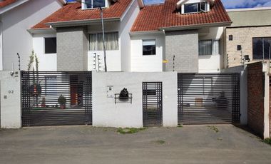 CASA EN VENTA, LINDA Y MODERNA, Sector: CORALCENTRO