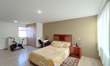 CASA EN VENTA, LINDA Y MODERNA, Sector: CORALCENTRO