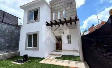 CASA CON 3 RECAMAS EN CONDOMINIO DE SOLO 6 CASAS