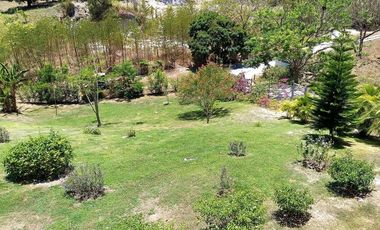 CASA DE CAMPO CON AMPLIO TERRENO EN SAN CARLOS
