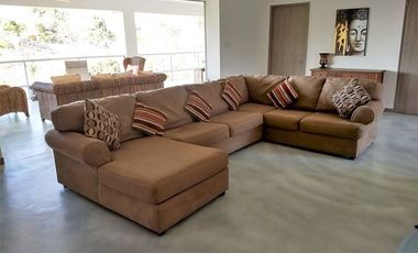 CASA DE CAMPO CON AMPLIO TERRENO EN SAN CARLOS