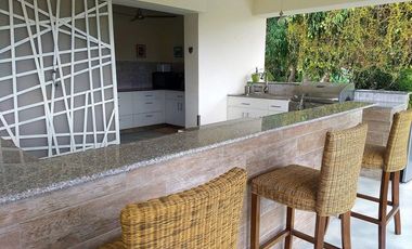 CASA DE CAMPO CON AMPLIO TERRENO EN SAN CARLOS