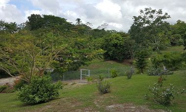CASA DE CAMPO CON AMPLIO TERRENO EN SAN CARLOS