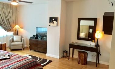 Interior designed and fully furnished 2 bedroom unit in Park Terraces