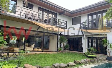 Beautiful House with Pool for Sale in Ayala Alabang Village, Muntinlupa