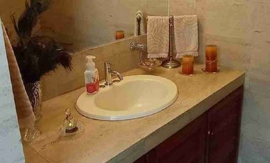 SUPER OCASIÓN!!! VENDO FANTÁSTICO DUPLEX  EN MONTERRICO SURCO MUY CERCA AL MUSEO DE ORO