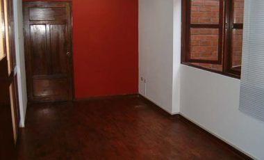 Casa para Oficina Administrativa en Alquiler o Venta en San Isidro