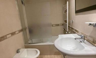 Venta 2 Amb. Al Frente 55m2, dos balcones Lanús Oeste