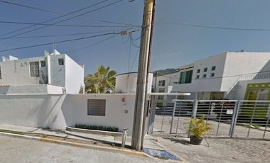 Oportunidad de Remate Bancario en Calle Bolivia 176, Paseo de La Ribera, Puerto Vallarta-Jal.