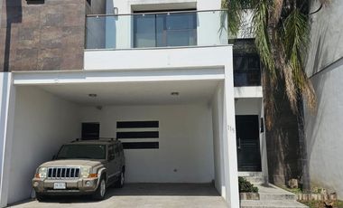 Casa en Venta San Jeronimo, en fraccionamiento privado.