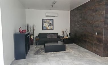 Casa en Venta San Jeronimo, en fraccionamiento privado.