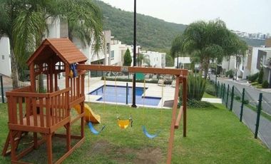 Casa en Venta San Jeronimo, en fraccionamiento privado.